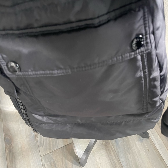 Vintage Moncler Women’s Down Coat – Size S – Authentic, Excellent Condition - Picture 11 of 16